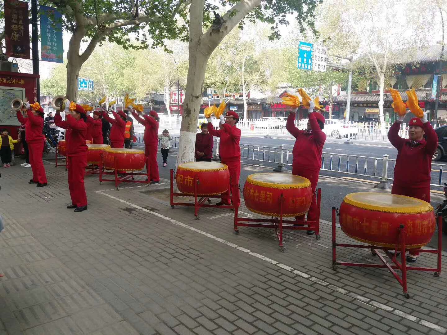 1555377327111680.jpg 1555377327111680.jpg